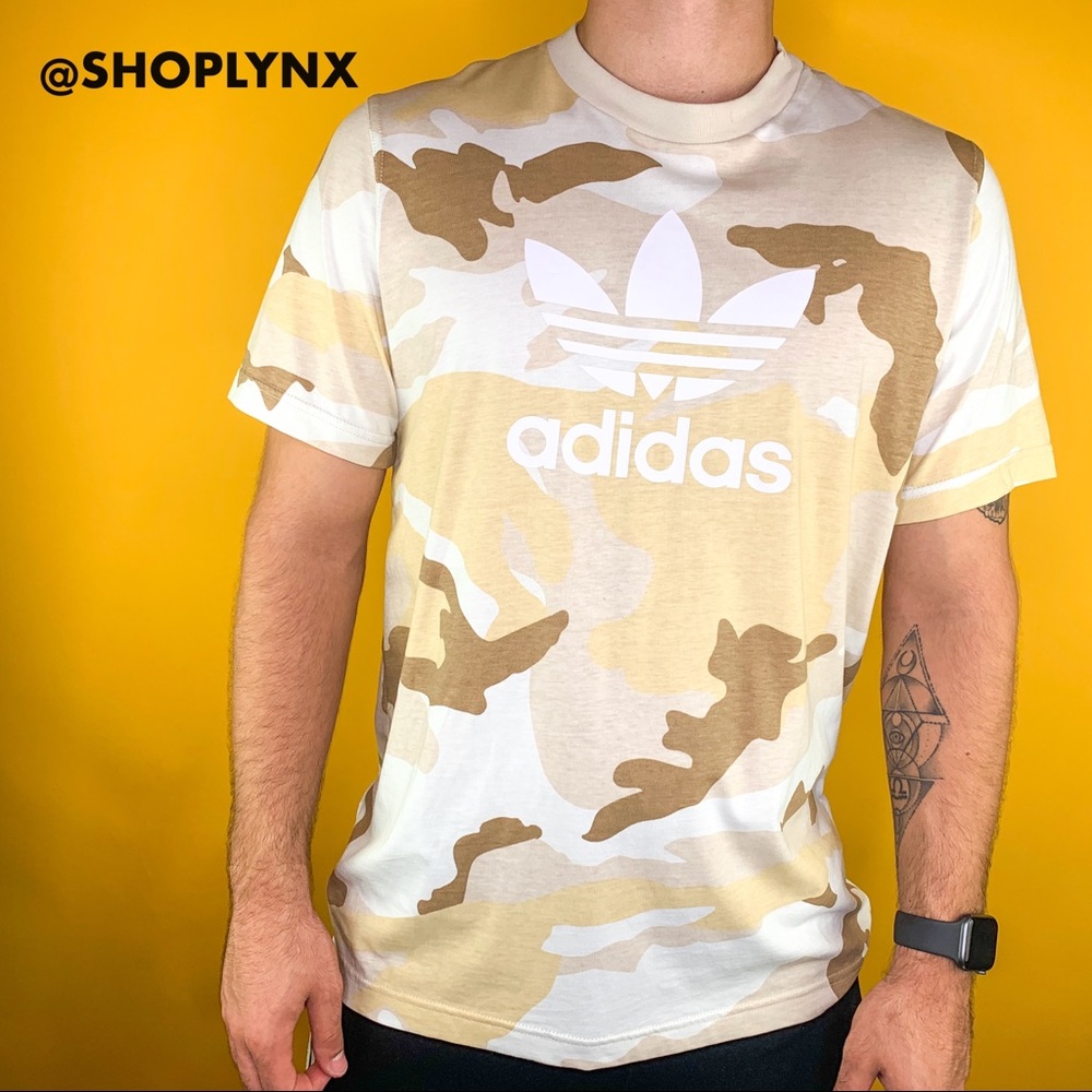 ♥️SOLD♥️ Adidas Camo Beige Tee size M - Picture 2 of 8